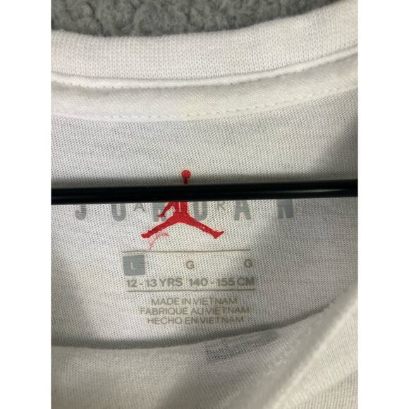 Jordan Girls' Air Jordan Stack T-Shirt‎ Youth Size L 12-13 White Graphic Cropped - Picture 2 of 6